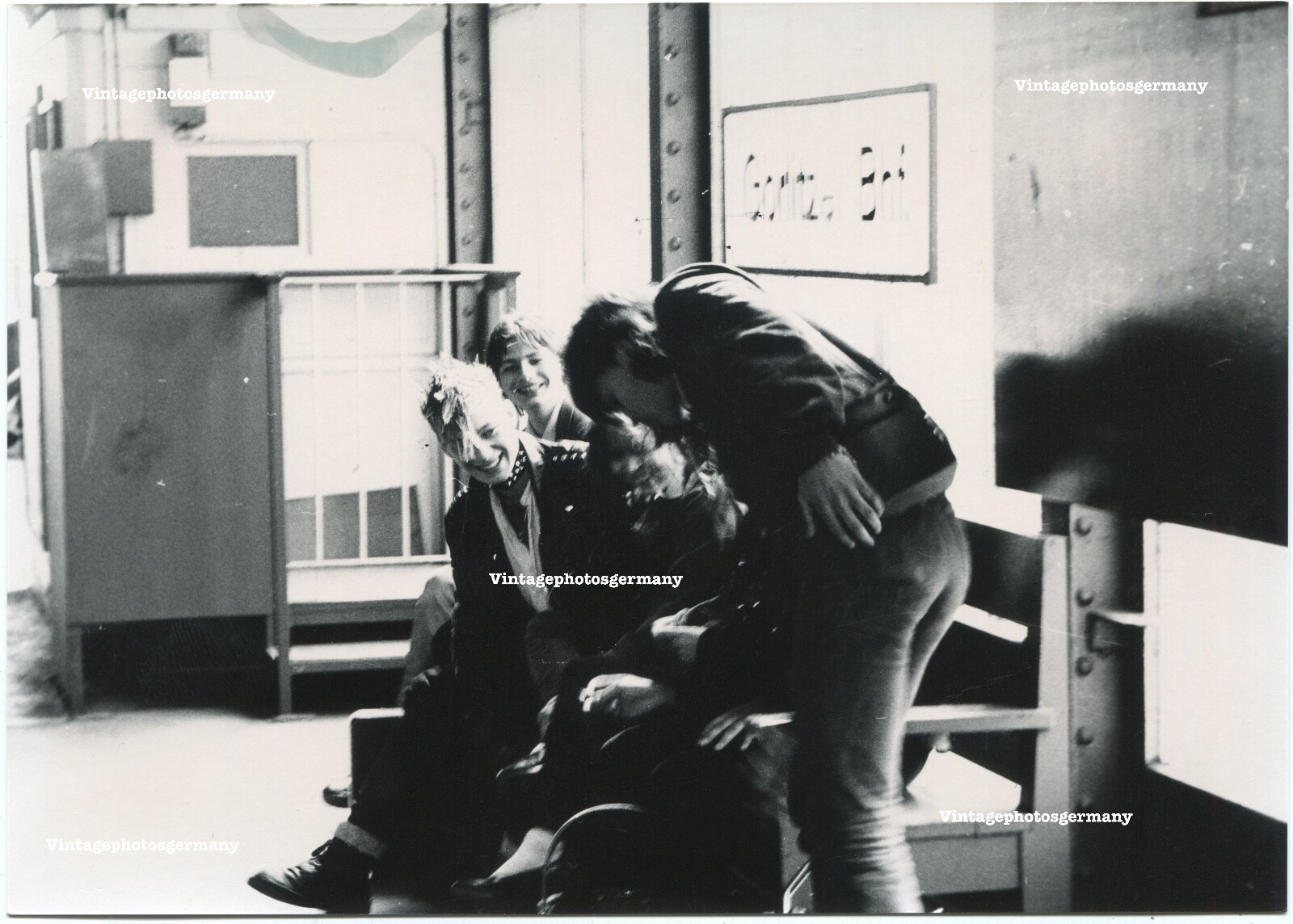 G906 Photo 80s Görlitz Street Art Graffiti Punk Punks Signed Artist – Photo