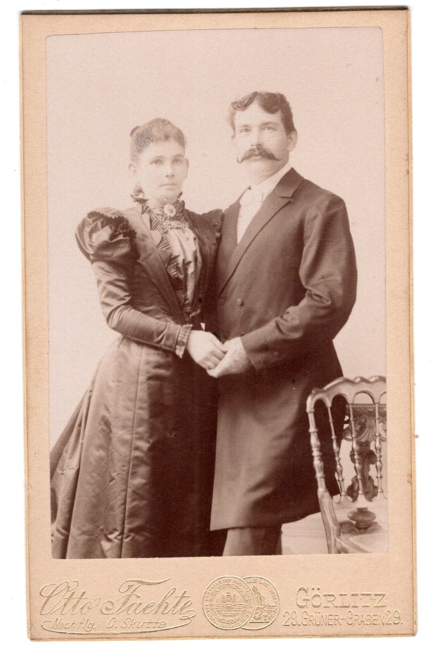 CDV Photo Couple around 1895 Otto Faehte Görlitz Wedding Photo Excellent Condition (C1103)