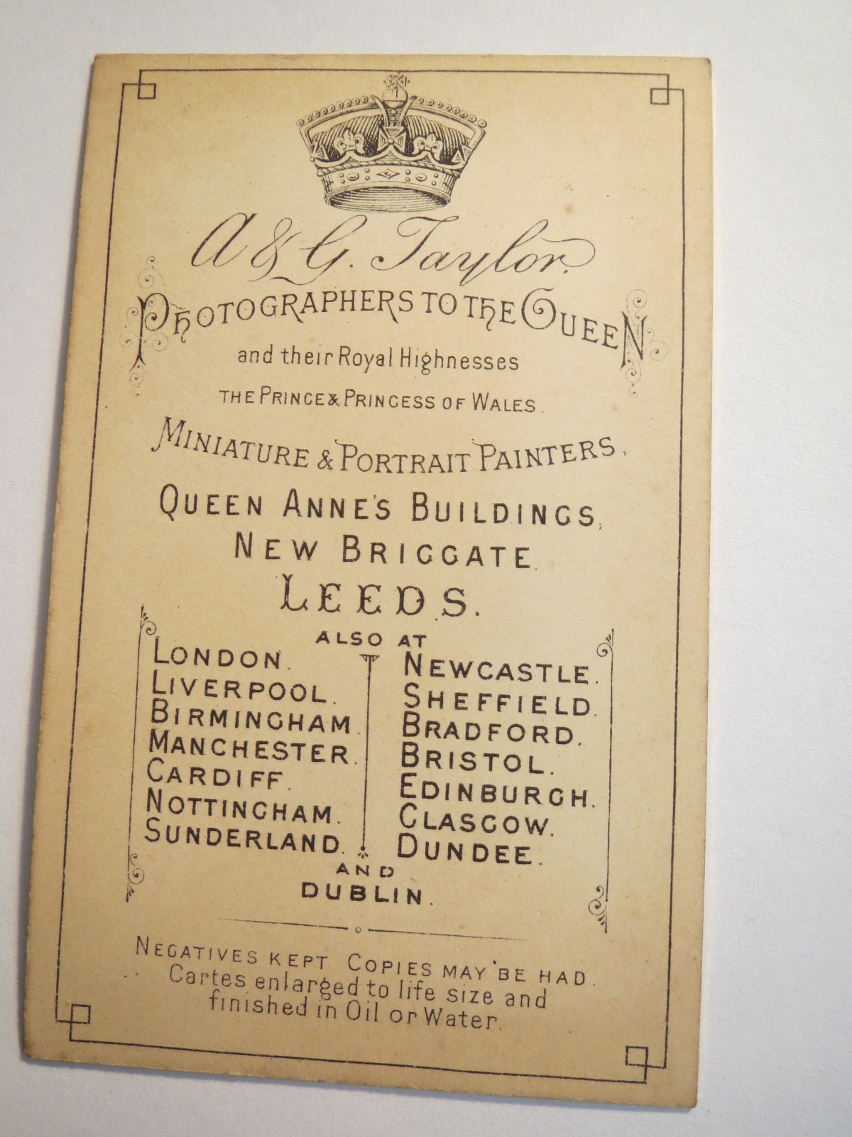 New Briggate – Leeds – England – Woman – Portrait / CDV