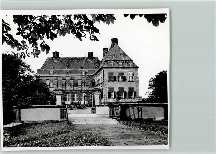 40137575 – 4775 Herzfeld Photo 12×14 Inches