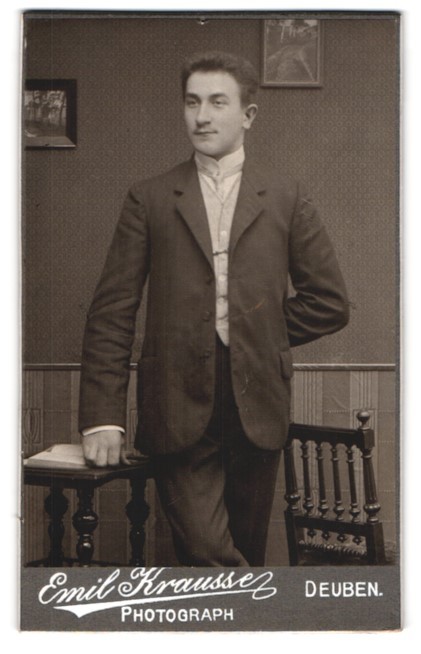 Photograph Emil Krausse, Deuben, portrait of a young man CDV/cabinet photo