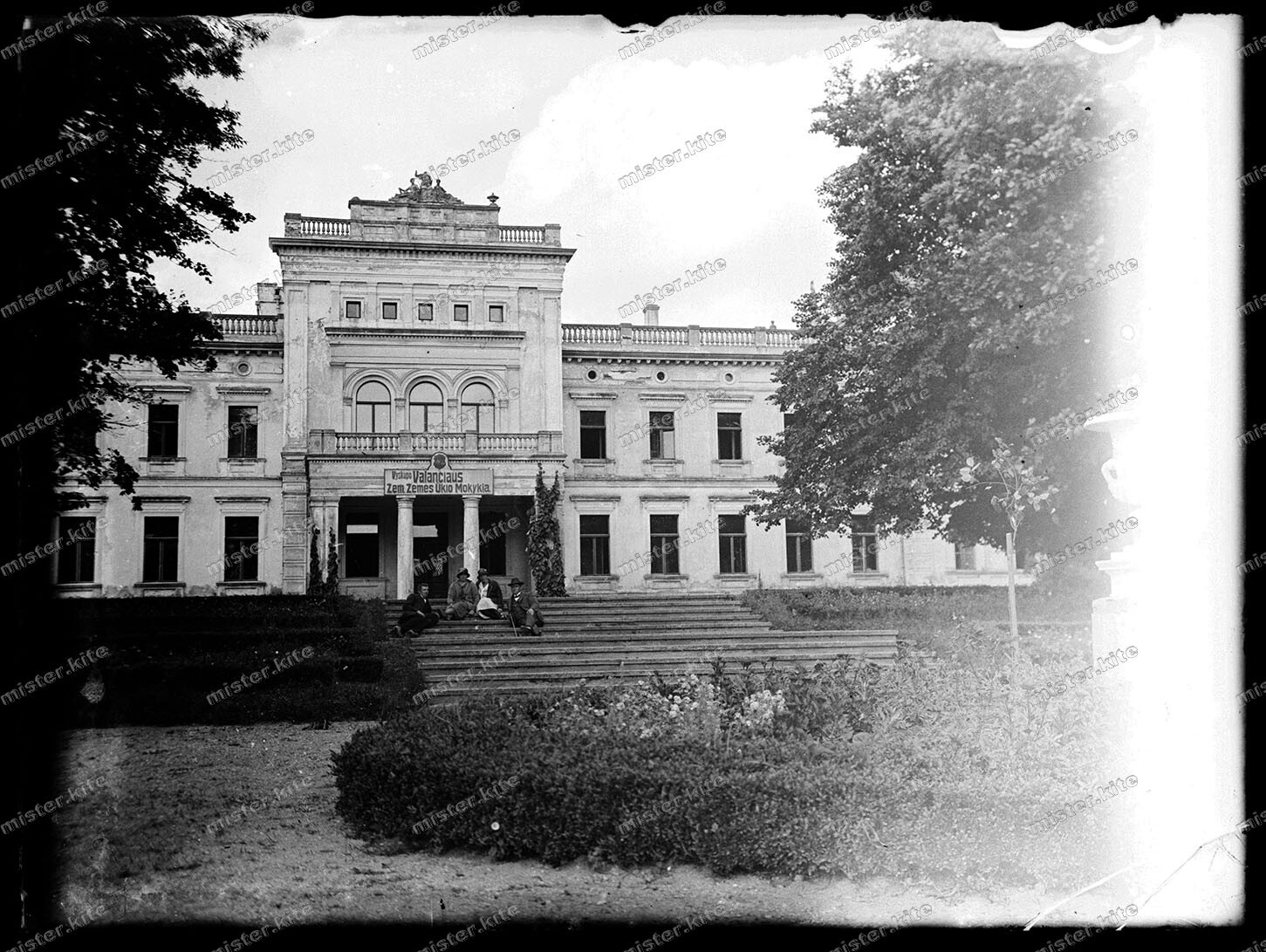 Glass-Negative-Oginski’s Palace-Plungė-Oginskių rūmai-Lietuva-Lithuania-Castle-