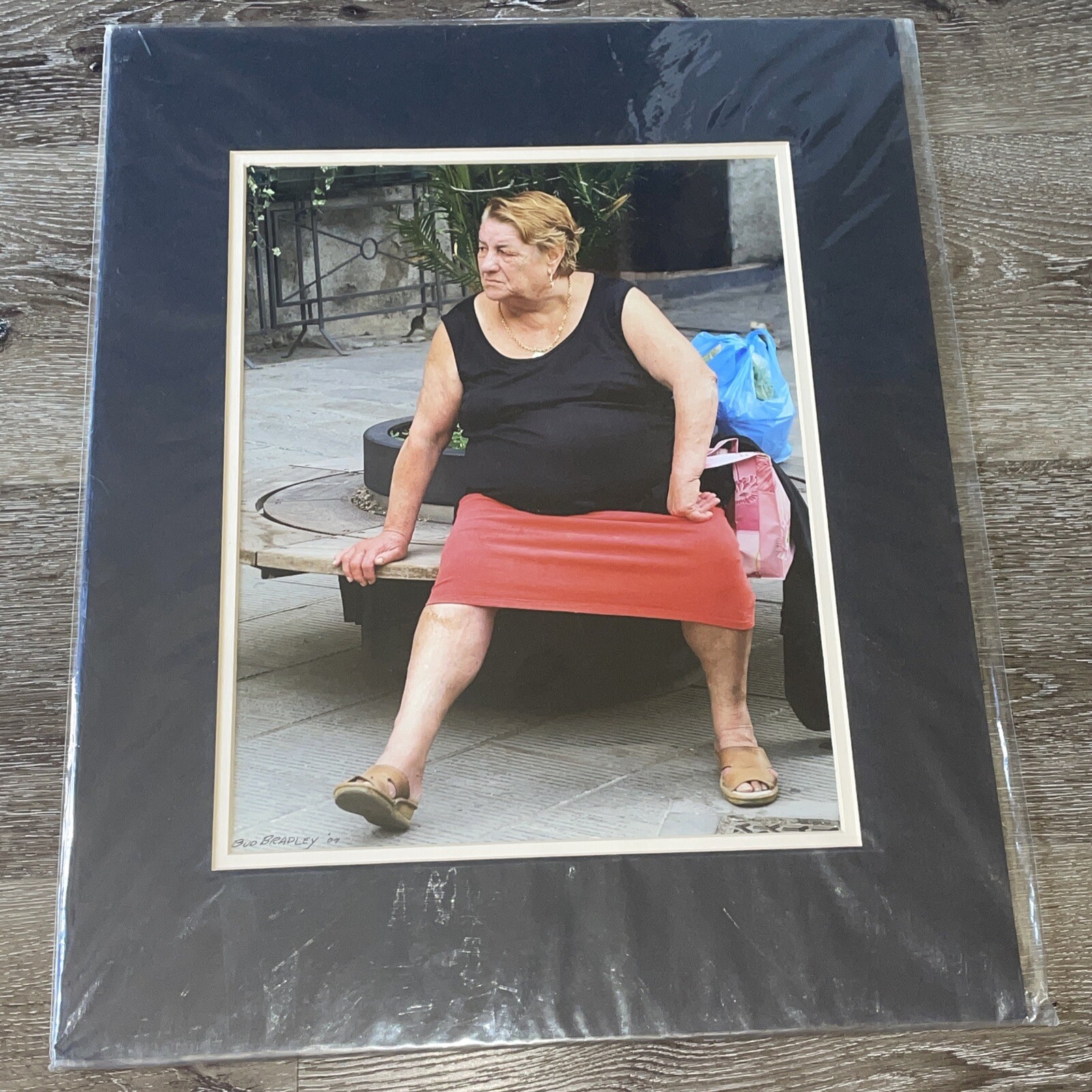 Bud Bradley Portraits Lady In Waiting 20x16in Photo Picture