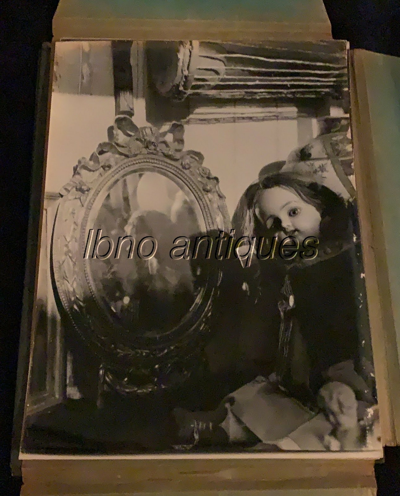 1960s PHOTOGRAPHER PORTFOLIO / 15 GELATIN SILVER PRINTS 16″ X 11″. STAMPED