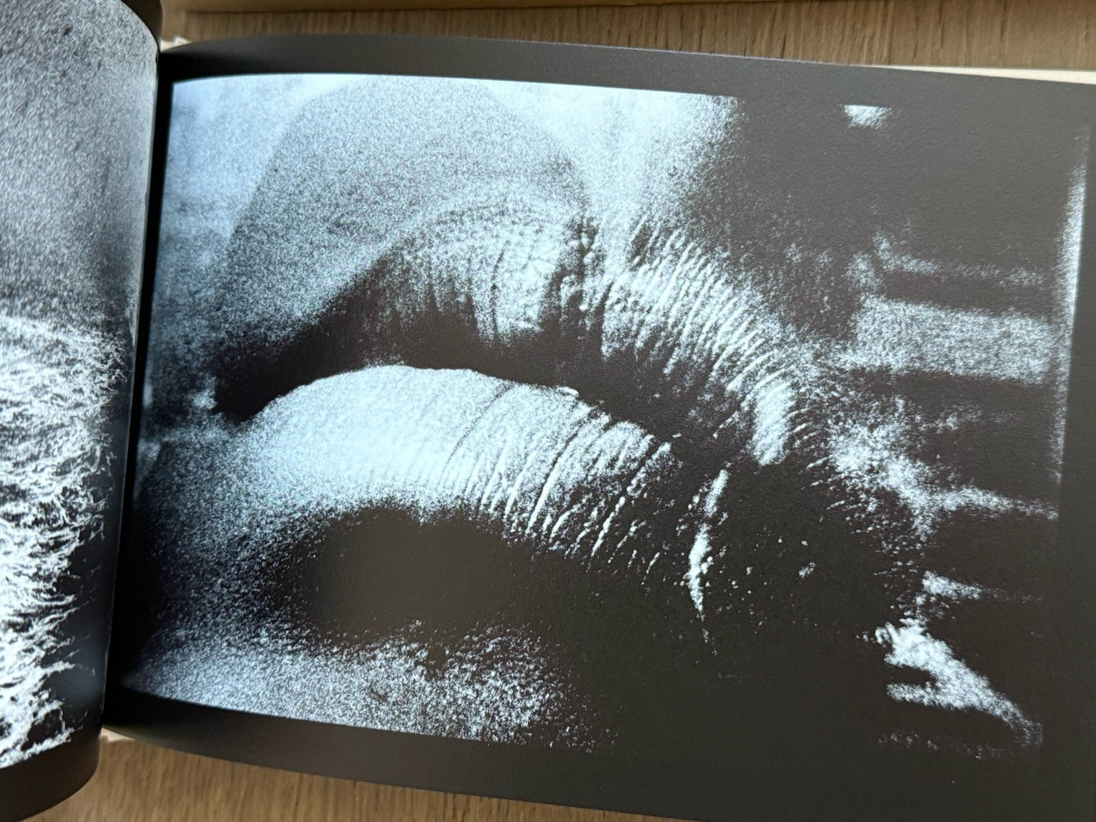 SIGNED! Daido Moriyama – SLIDE (Right), Japan, Hardcover, Slipcase, NEW