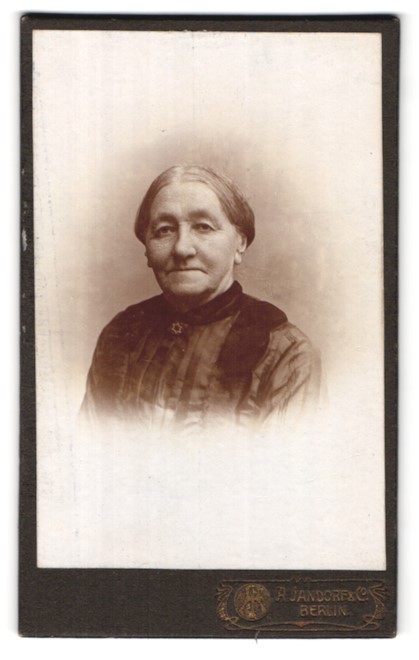 Photograph A. Jandorf & Co., Berlin-SW, Bellealliancestrasse 1-2, portrait old
