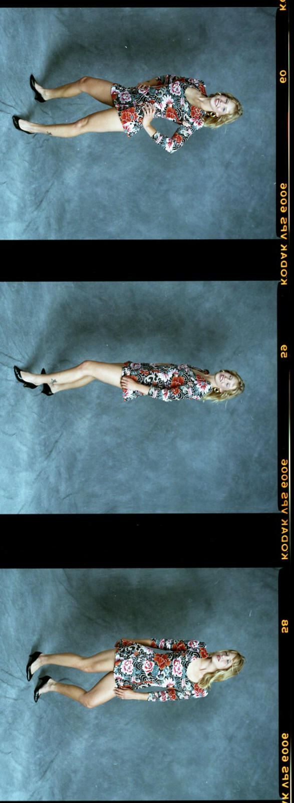 1 roll (10 negatives) color medium format Kodak film VPS sexy pinup