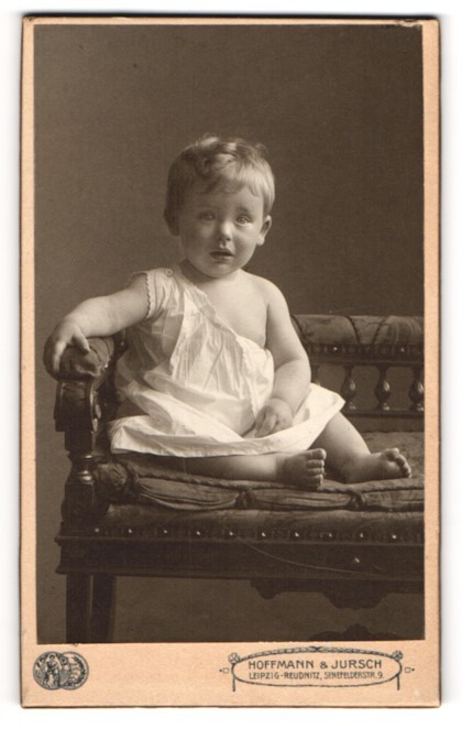 Photograph Hoffmann & Jurisch, Leipzig-Reudnitz, young boy Herbert Hilger au