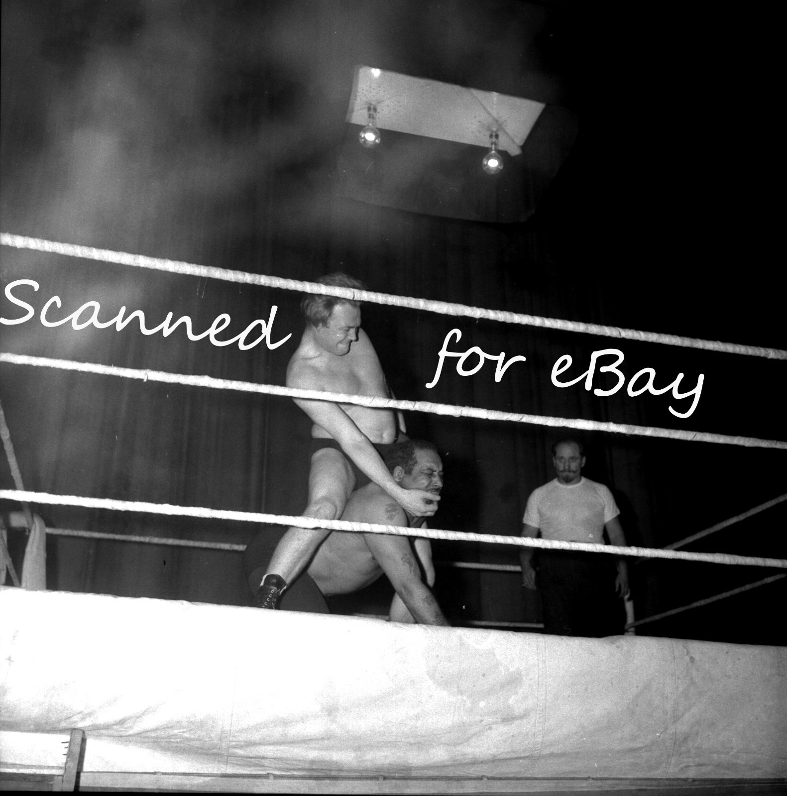 WRESTLING 2 WRESTLERS GRAPPLE IN A BOUT IN LONDON – 1 NEGATIVE 1950s RARE