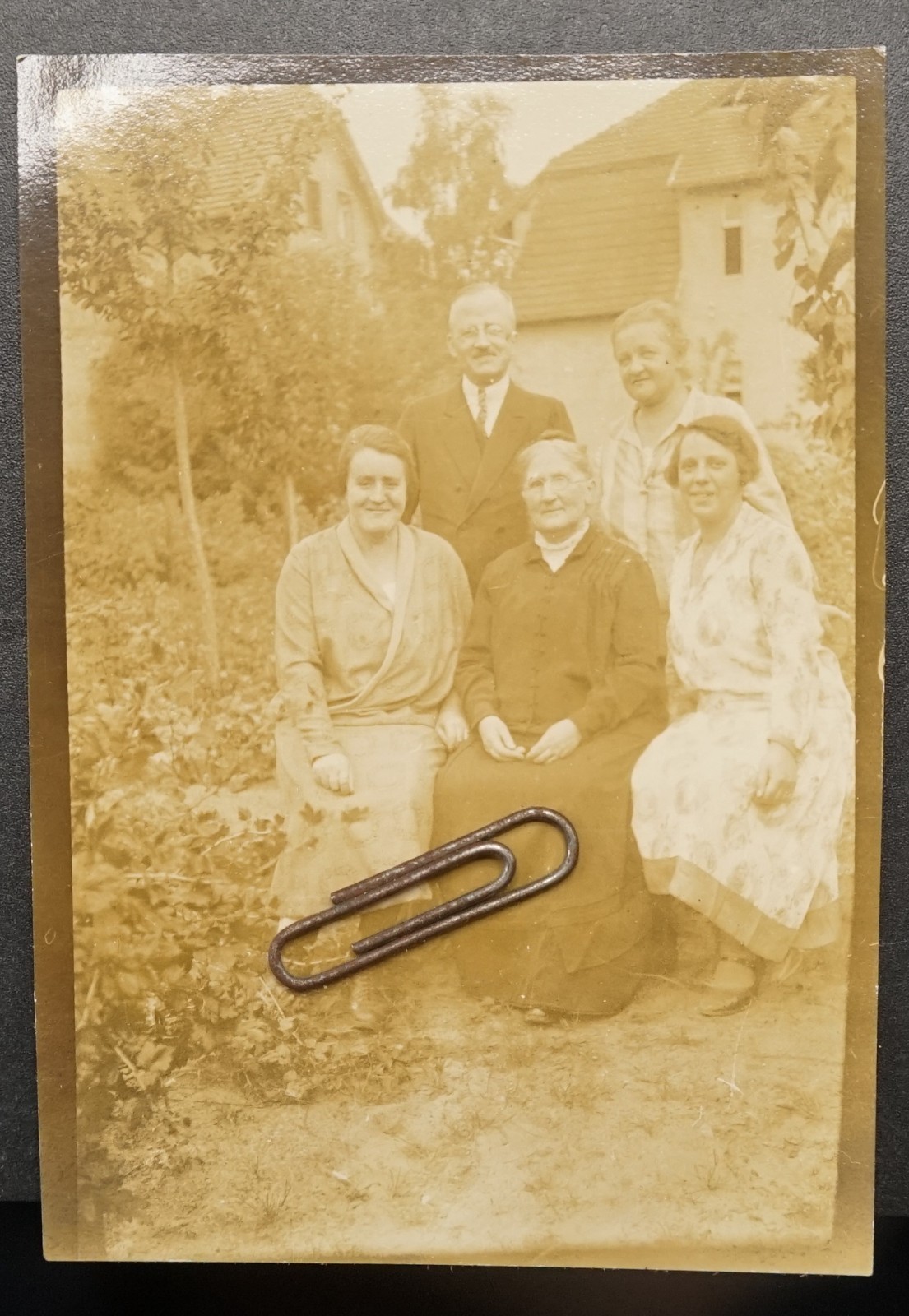 Photo Portrait Woman Family Farmers Birkenwerder 1926 Garden Building Fruit Tree Picture