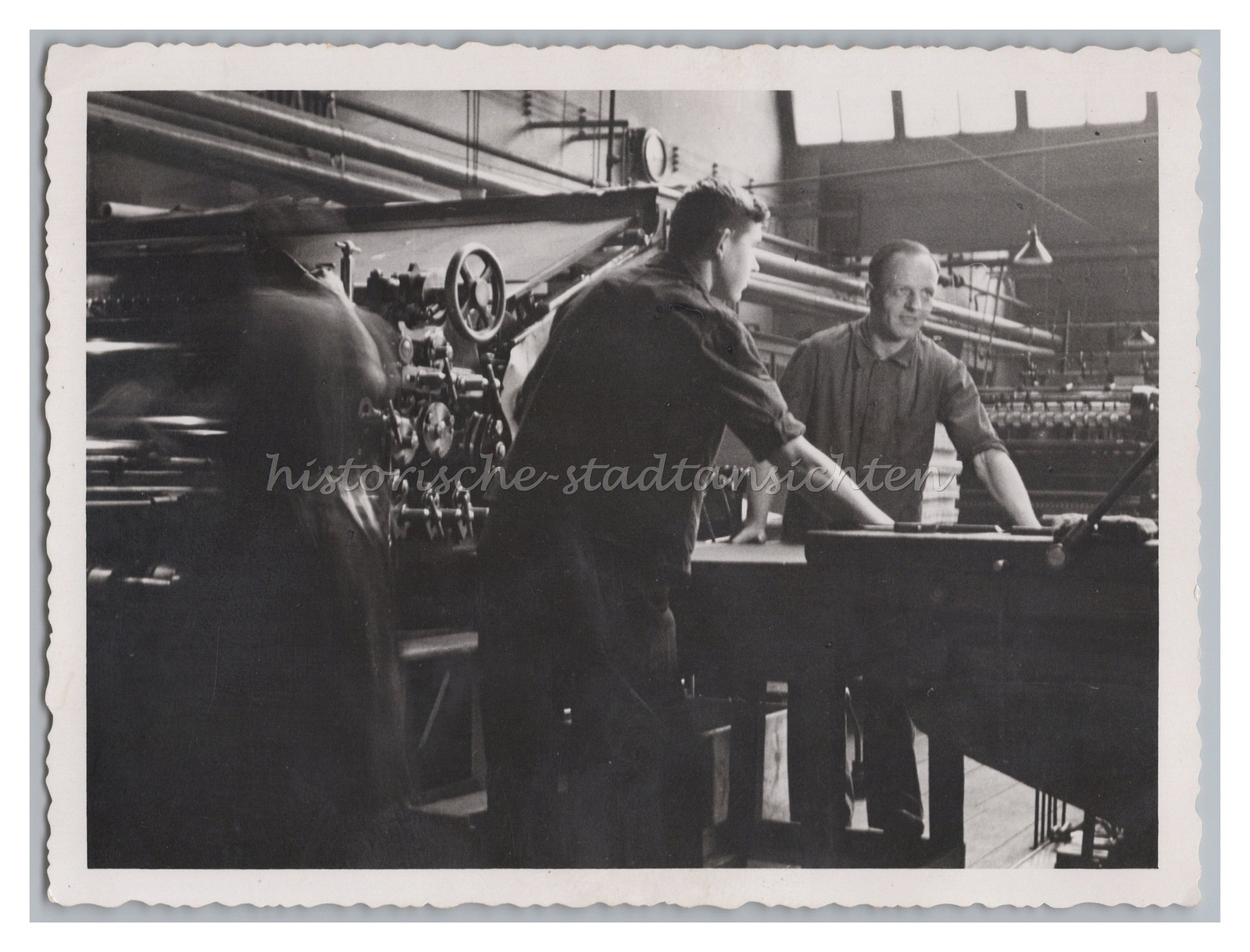 vmtl. Printing Office Offset – Occupations Men Machines Engineering – Old Photo