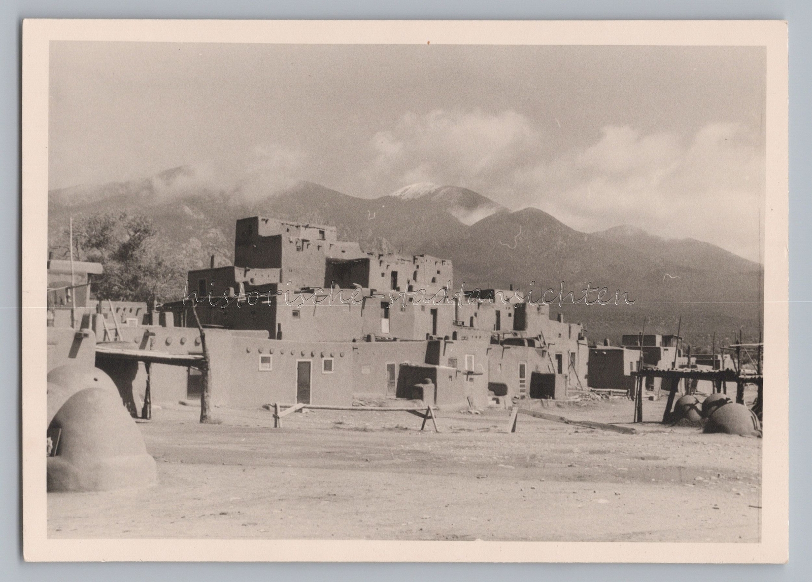 Taos Pueblo New Mexico USA 1964 – World Heritage Site – Vintage Photo 1960s