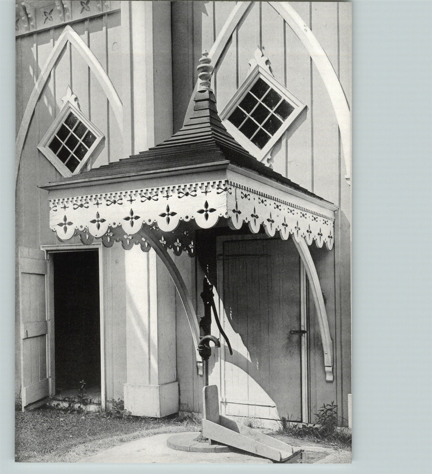 1938 Walker Evans Americana Maine Farmhouse Water Pump Original Photo Gravure