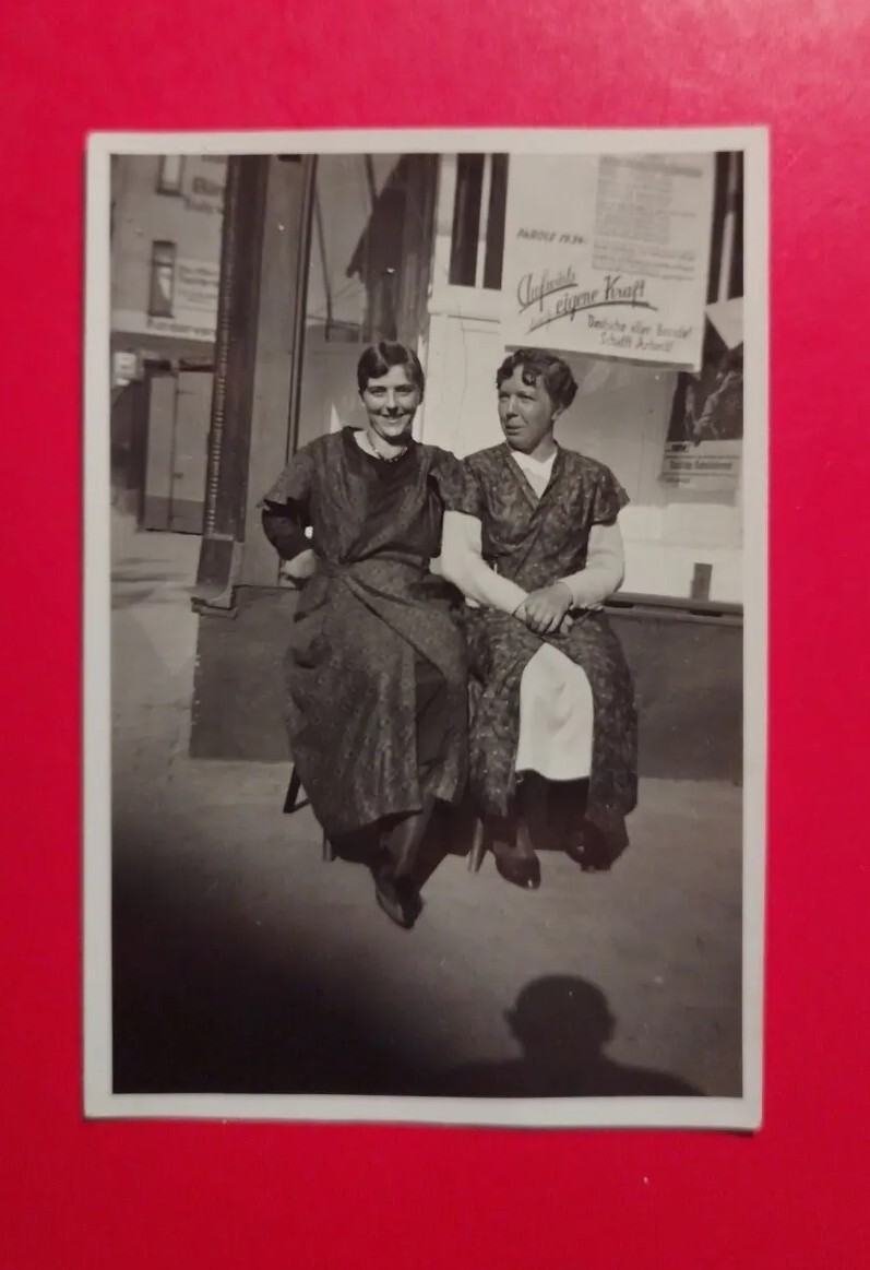 Alt Foto antik Frauen Schild deutsche der Berufe schafft Arbeit Woman old Photo