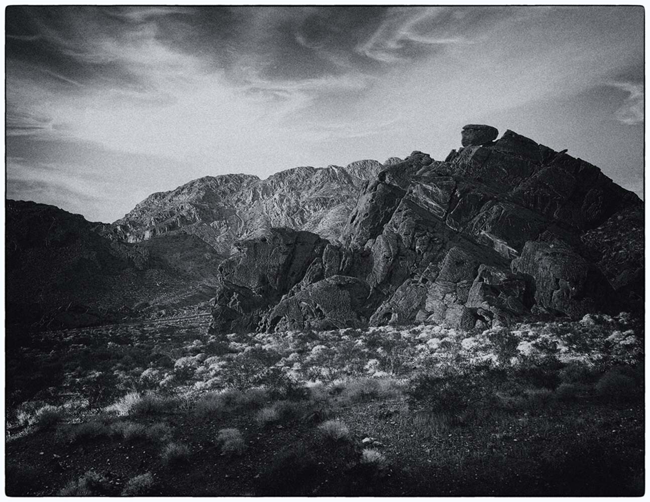 LANDSCAPE 8.5×11 or 13X19 B&W BORDERLESS GLOSSY PRINT (FREE SHIPPING)
