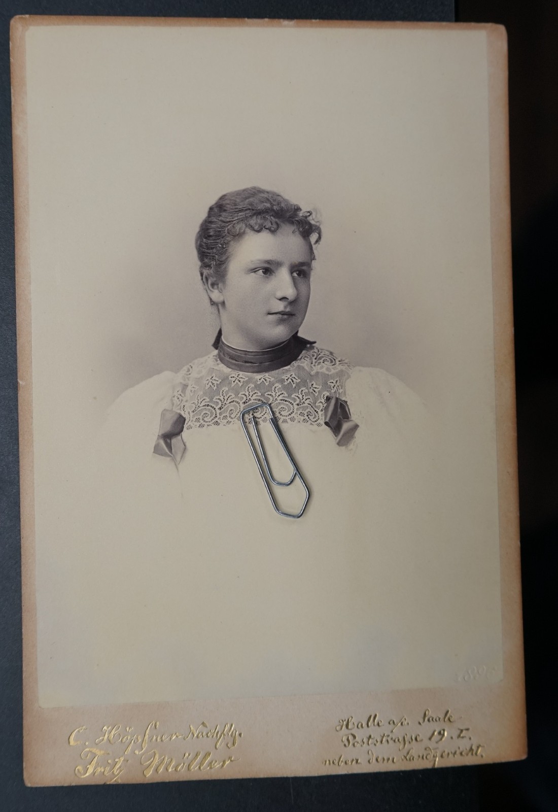 Photo CDV KAB portrait businesswoman Halle an der Saale model 1896 blouse picture old