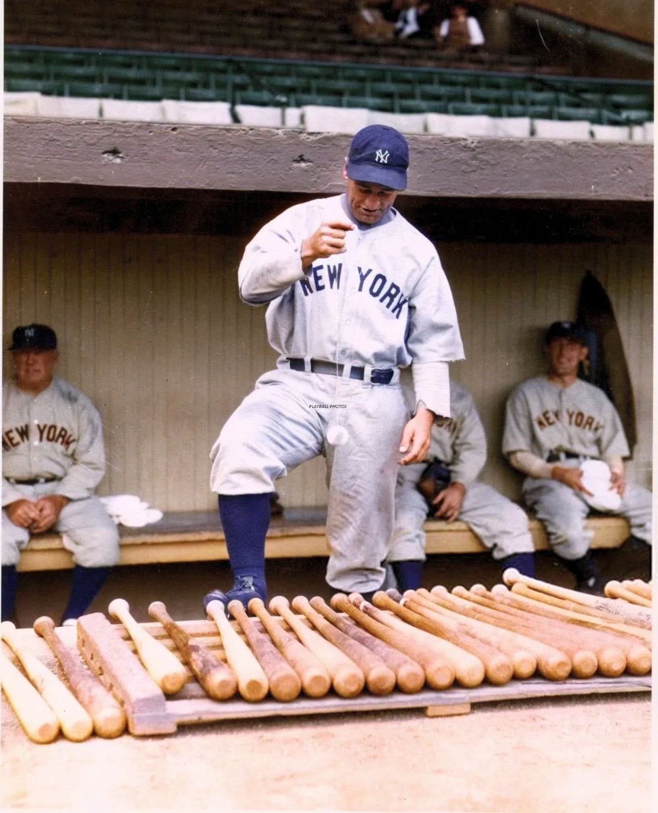 Lou Gehrig-yo-yo-color 8×10 Colorized Print-FREE SHIPPING