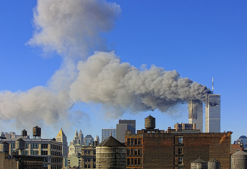9/11 World Trade Center Burning SIGNED color photo by Jack Reznicki REDUCED
