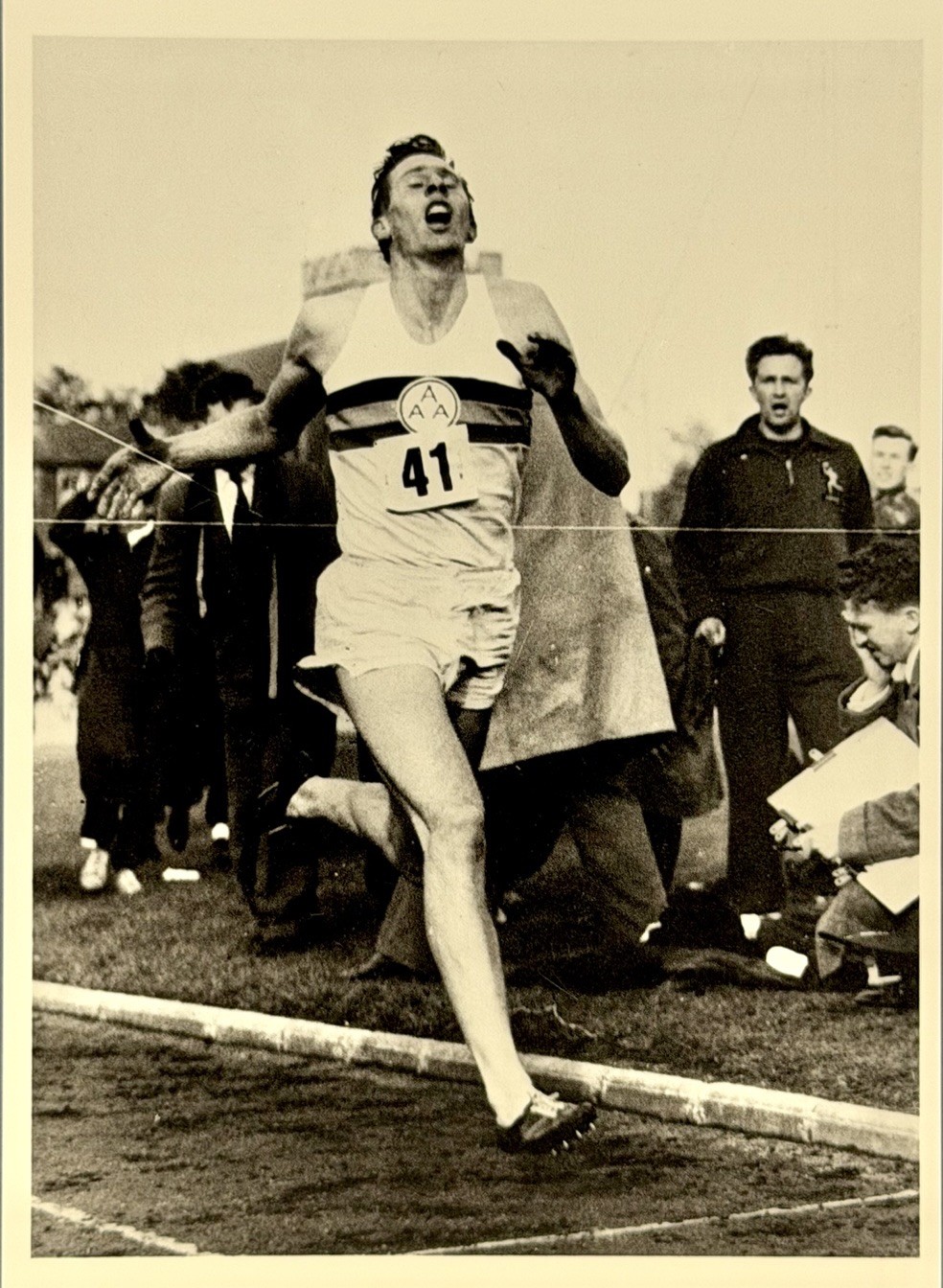 Roger Bannister Runs Fastest Mile, 1954 – Fotofolio Art Photo Print Card