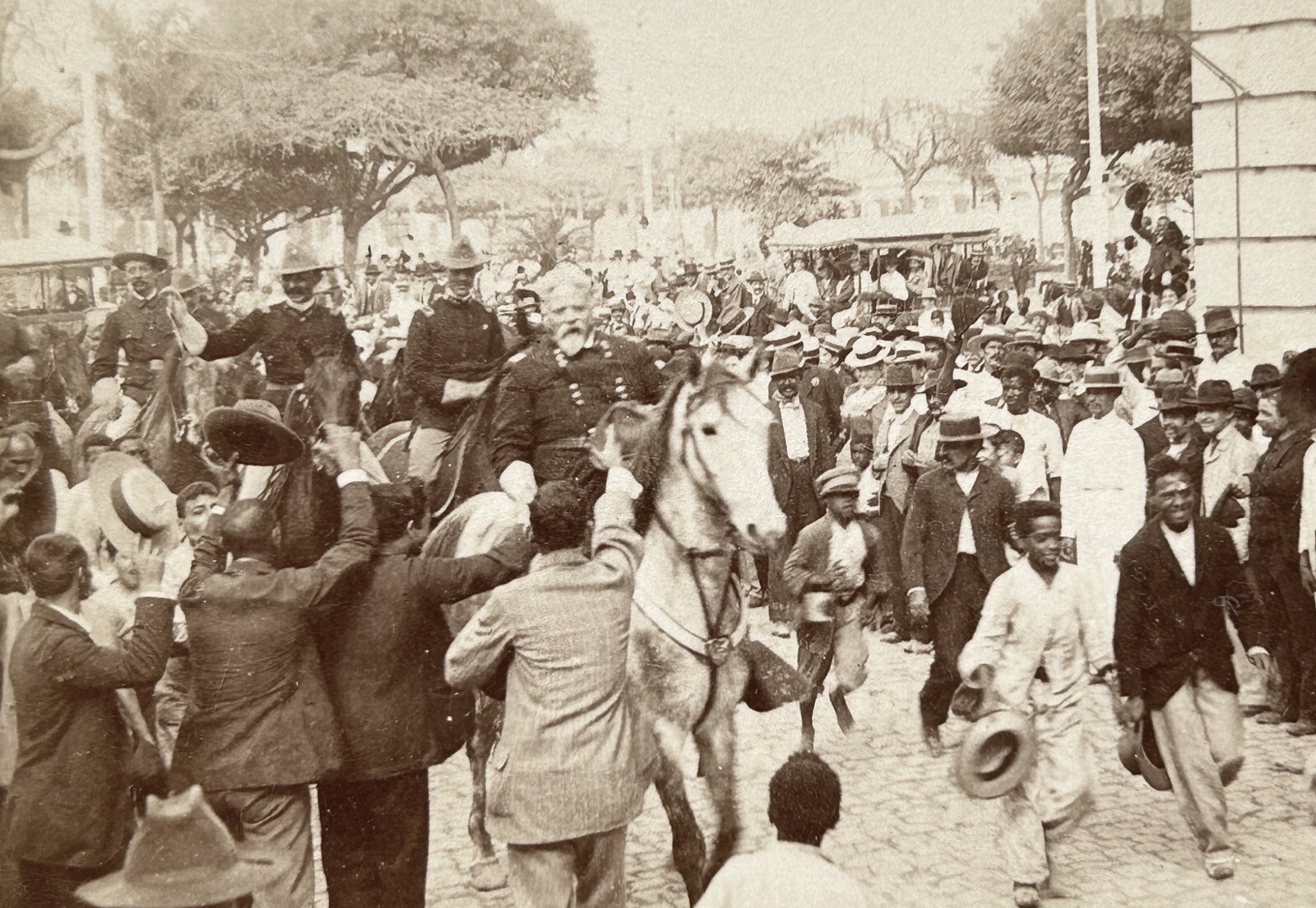 CUBA Havana Fitzhugh Lee Moves In Havana At The Head Of His Army 1899 Photo