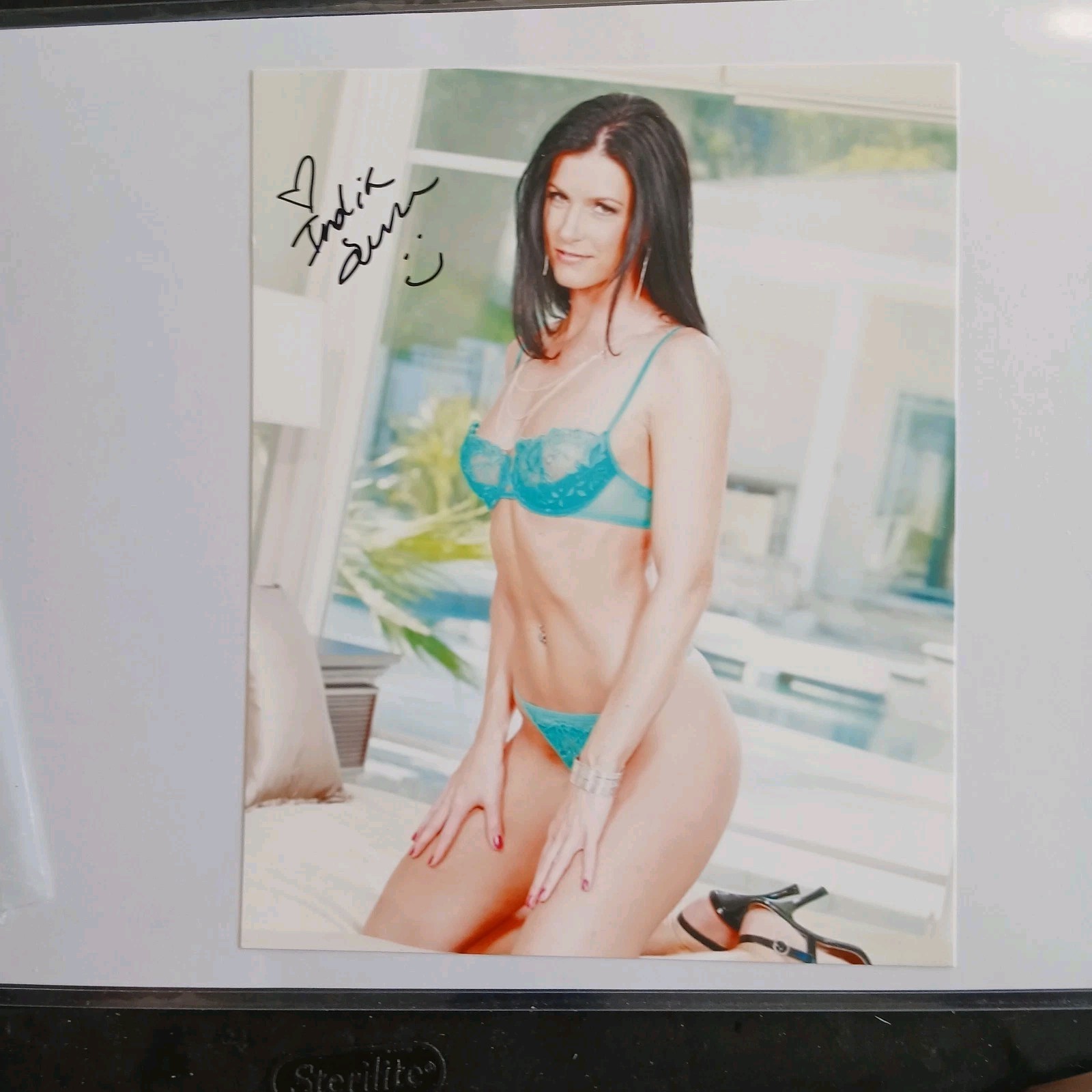 Pornstar India Summer Autographed 8×10 Photo