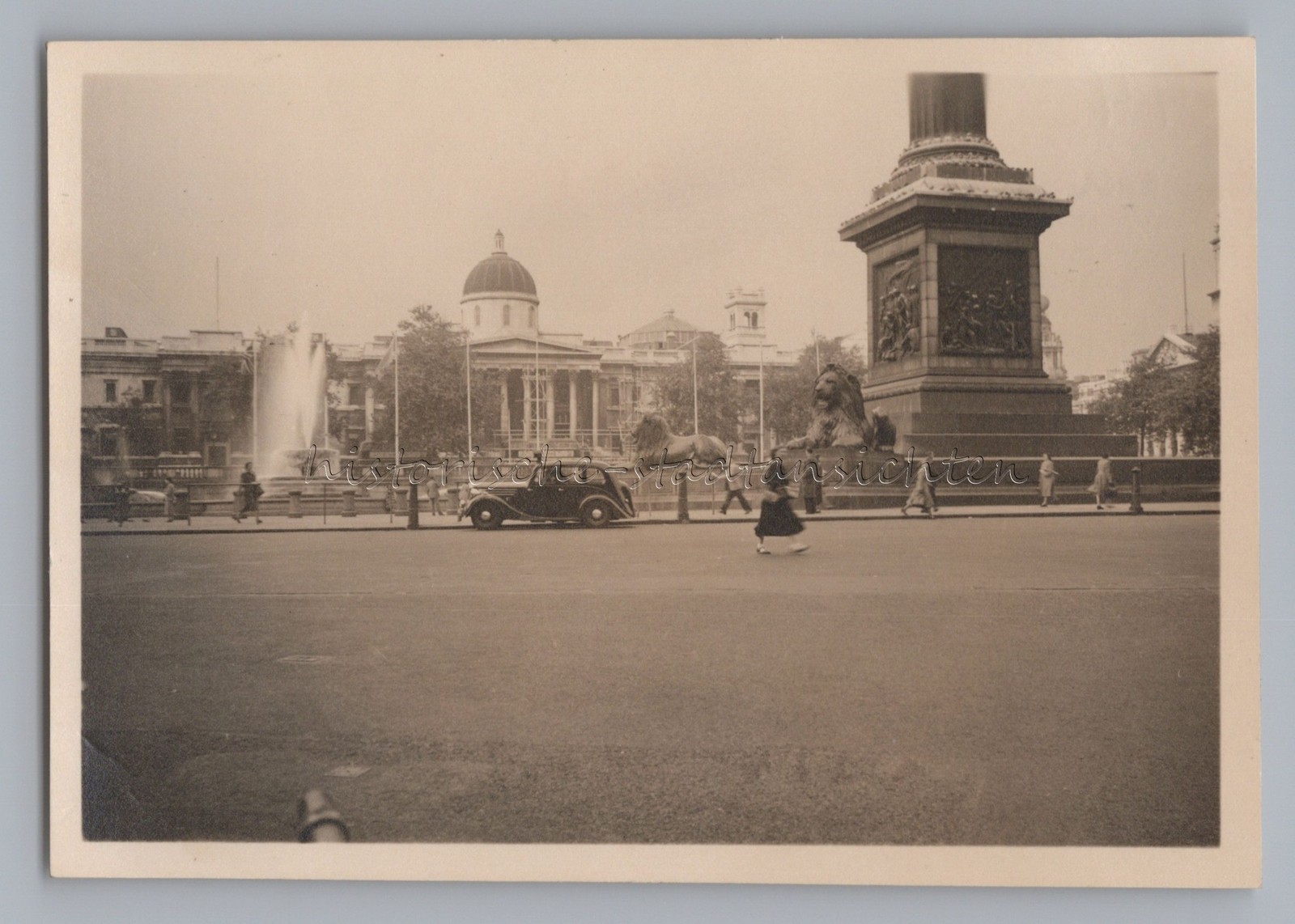 London England – Trafalgar Square Car Traffic – Old Photo
