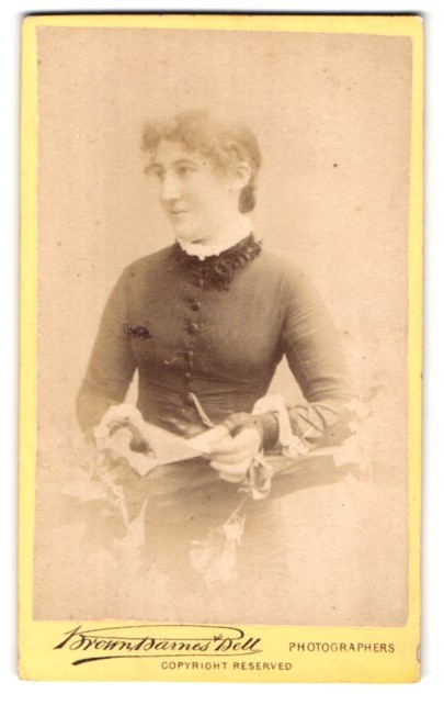 Photograph Brown Barnes Bell, Manchester, 22 St Anns Square, Portrait Woman in