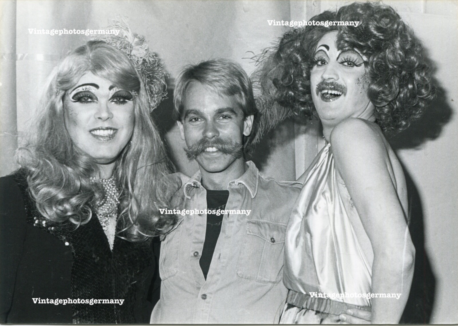 G1491 Photo 1970s Drag Queen Man Gay Crossdresser Crossdressing LGBTQ Drag