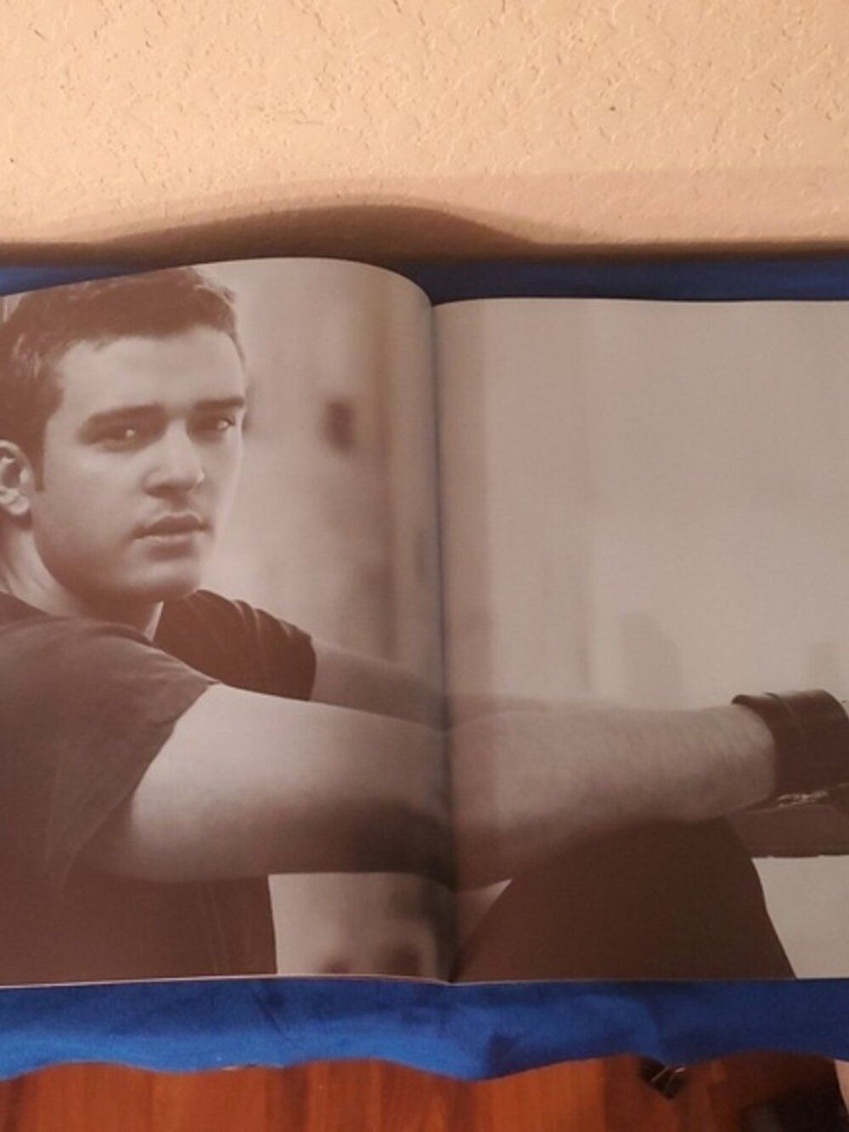 VTG Poster Book Justin Timberlake Justified Tour 2003.