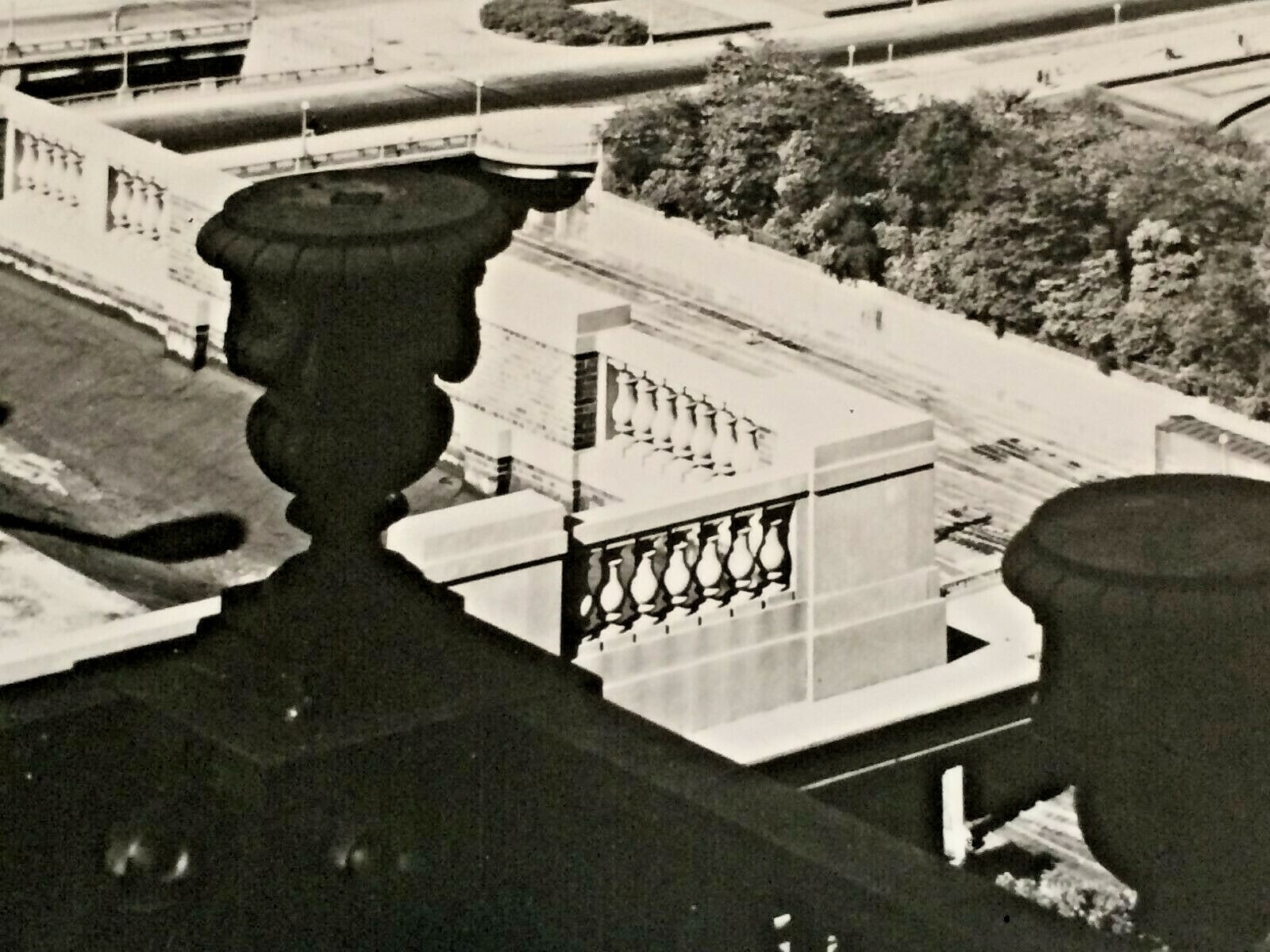 Hedrich Blessing Chicago Photo “Fountain” 8 X 10 ca 1950