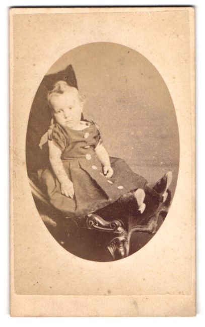 Photograph Stuart Brothers, London, Brompton Road 47, Portrait Little Girl
