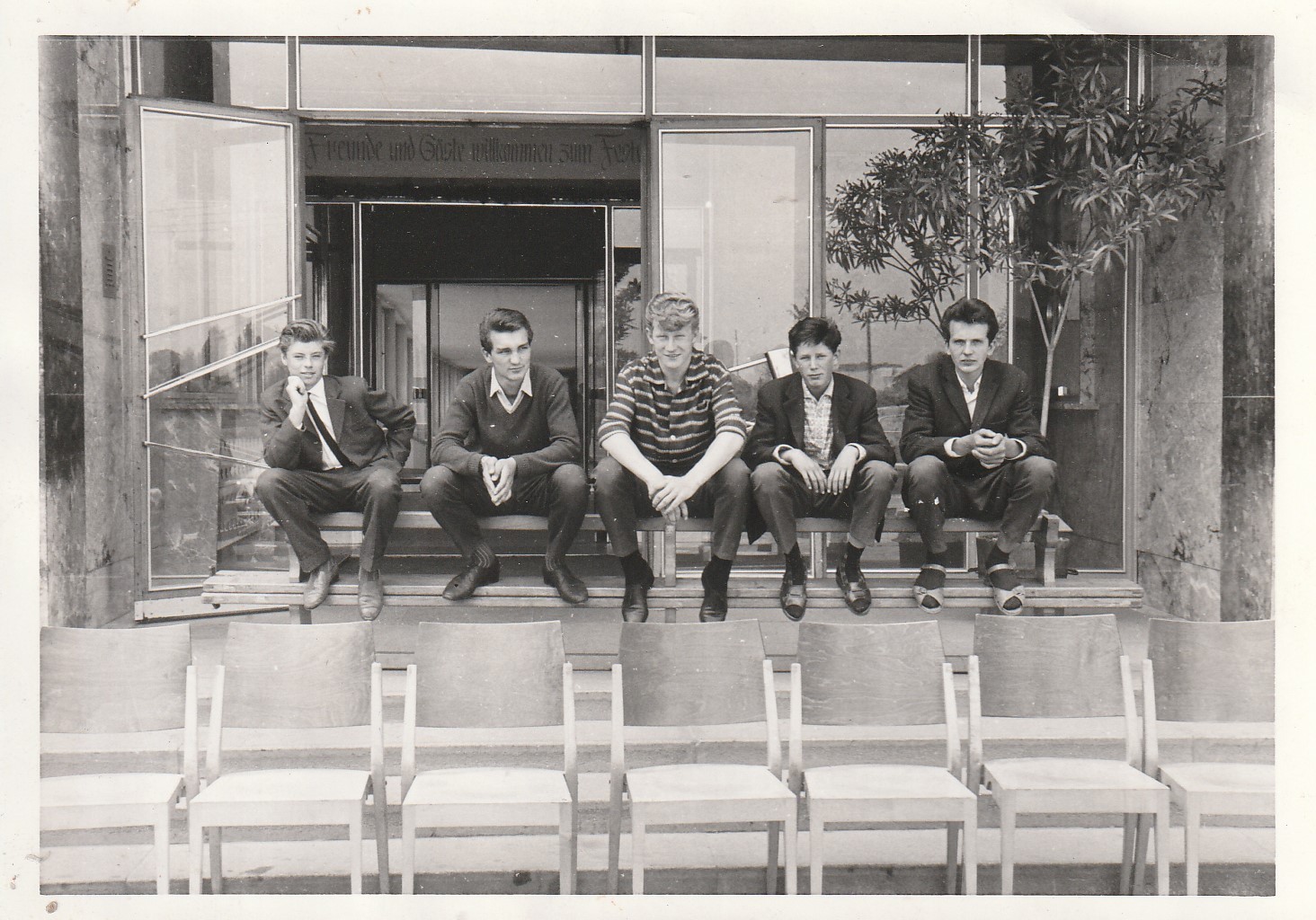 Vintage Photo Pretty Boys Friends Fashion Snapshot 1961