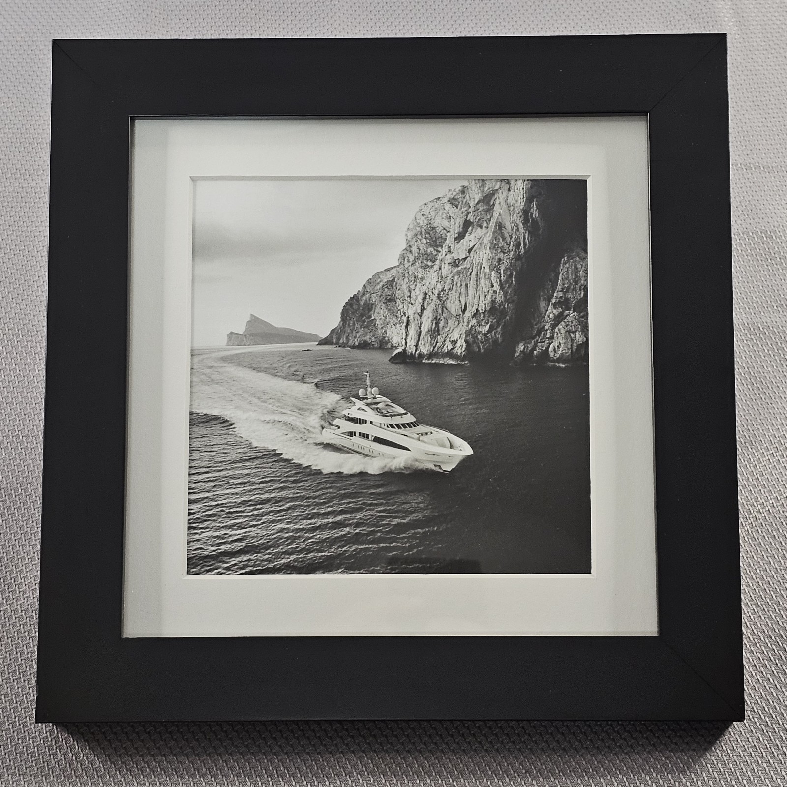 Framed B&W Photo Print Private Yacht Luxury Real Estate Office 10.2″×10.2″ READ⬇