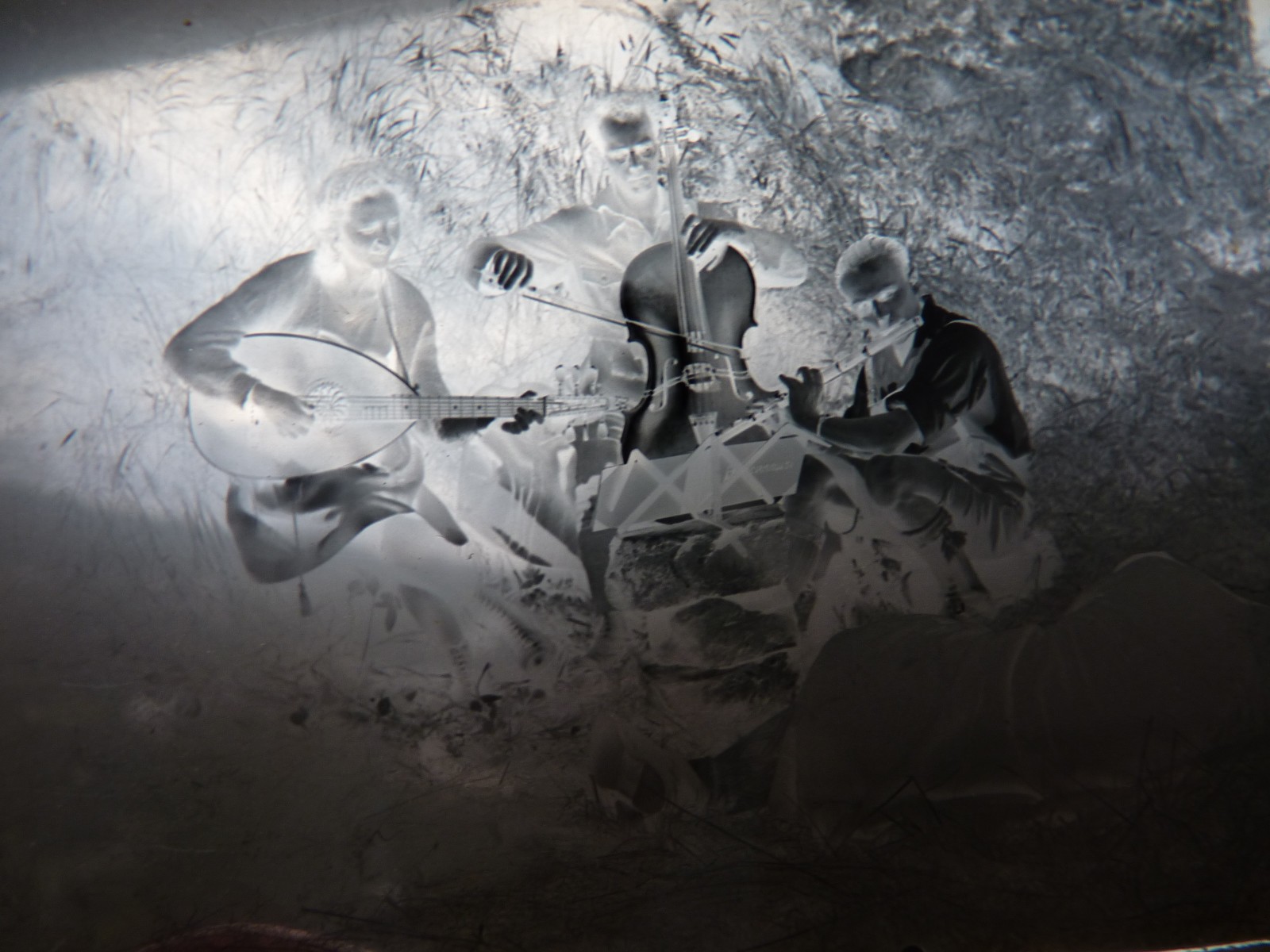 Glass plates negative around 1930 1933 Marburg young man family musicians trio