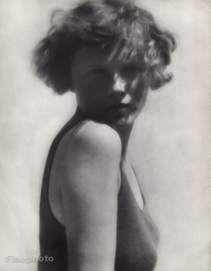 1932 Original MARTIN MUNKACSI Young Female Woman Portrait Photo Gravure 16X20