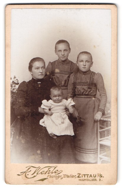 Photograph A. Wehle, Zittau i. S., Hospitalstr. 2, Portrait Mother with Three Töc