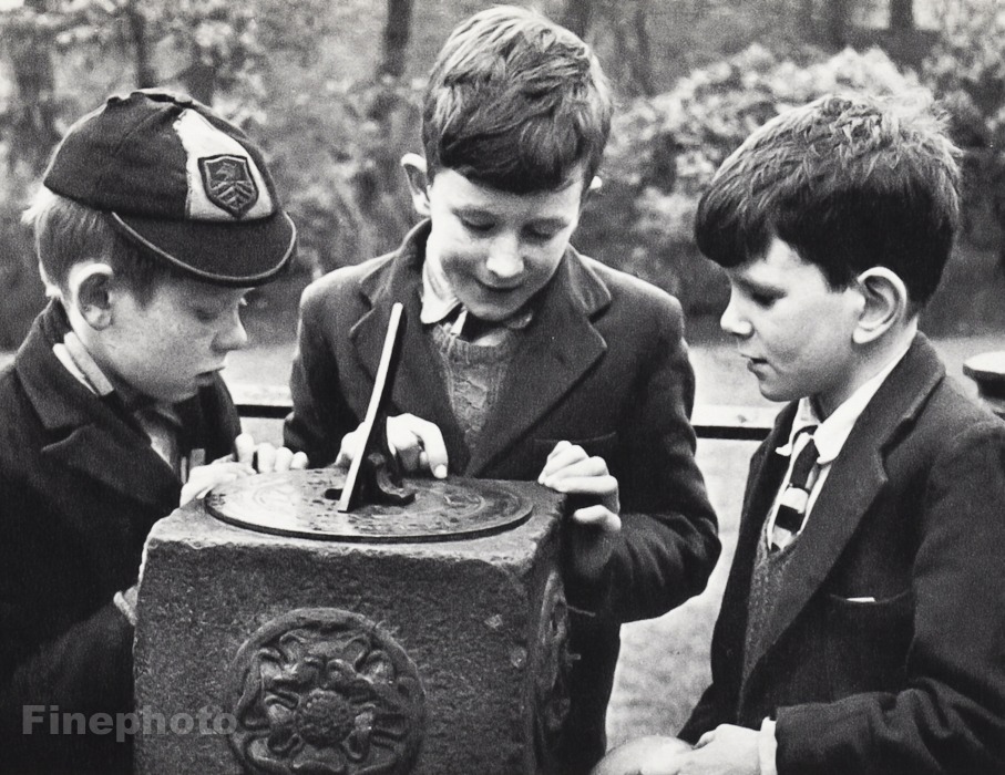1962 Vintage HENRY GRANT English School Boys Learning Sundial Science Photo Art