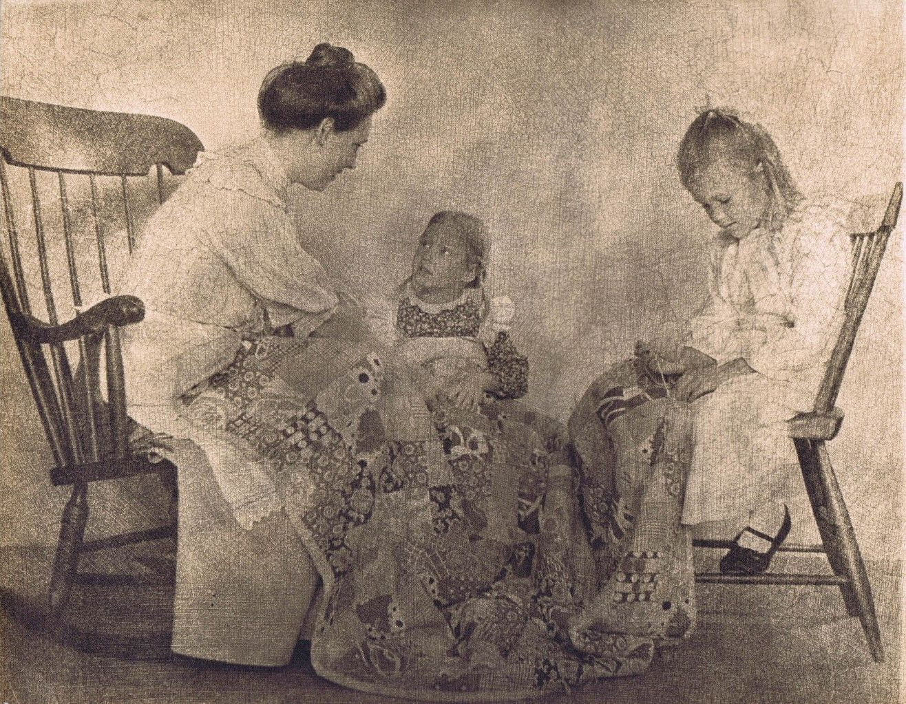 Hendrickson Original Photo SEPIA MOTHER TEACHING DAUGHTERS HOW TO QUILT 14×11″