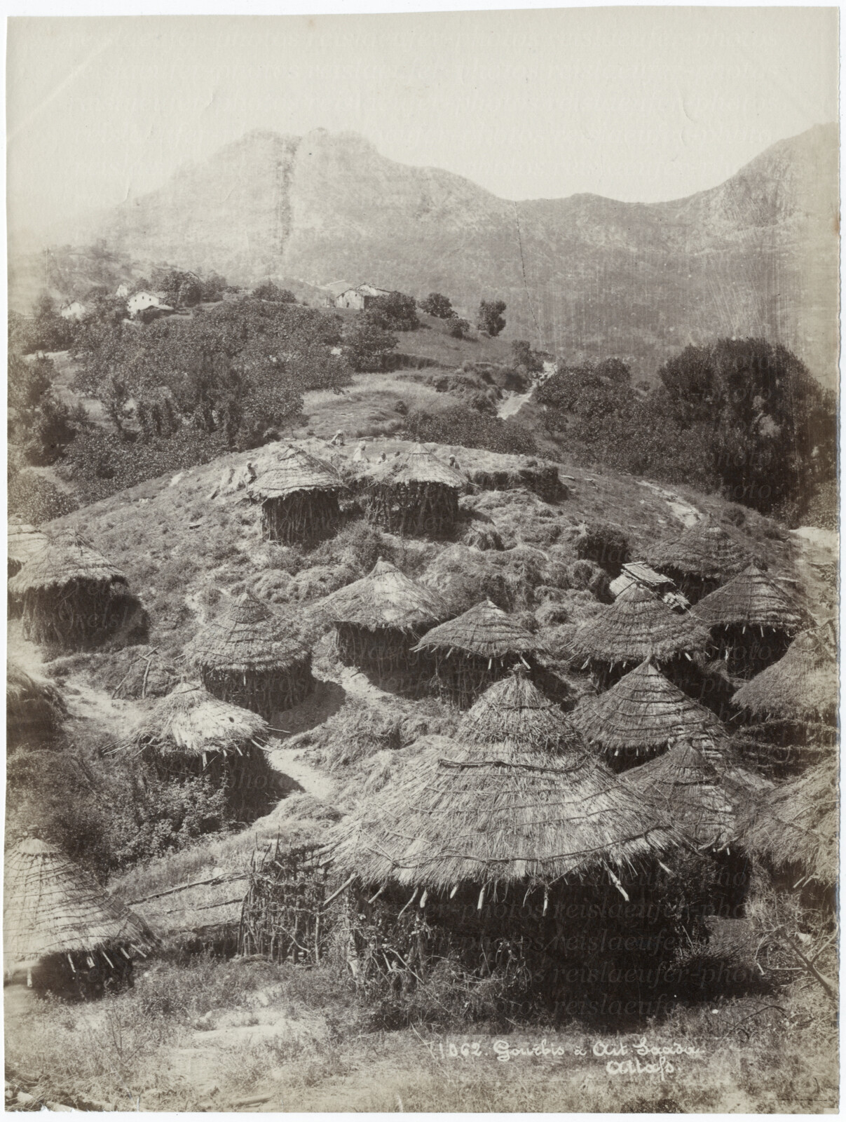 NORDAFRIKA/NAHOST. Kabylendorf, Orig.-Albumin-Photo um 1880
