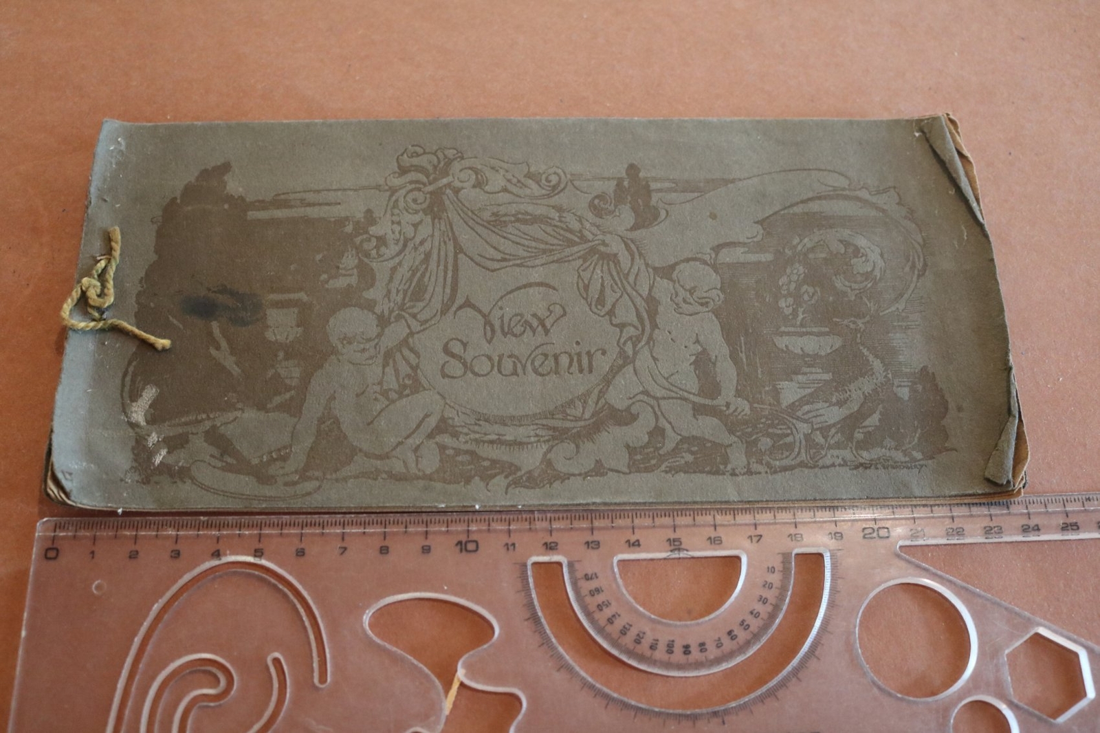 Very Old Souvenir Booklet with Six Photos – Scarborough 1880 -1910??? England