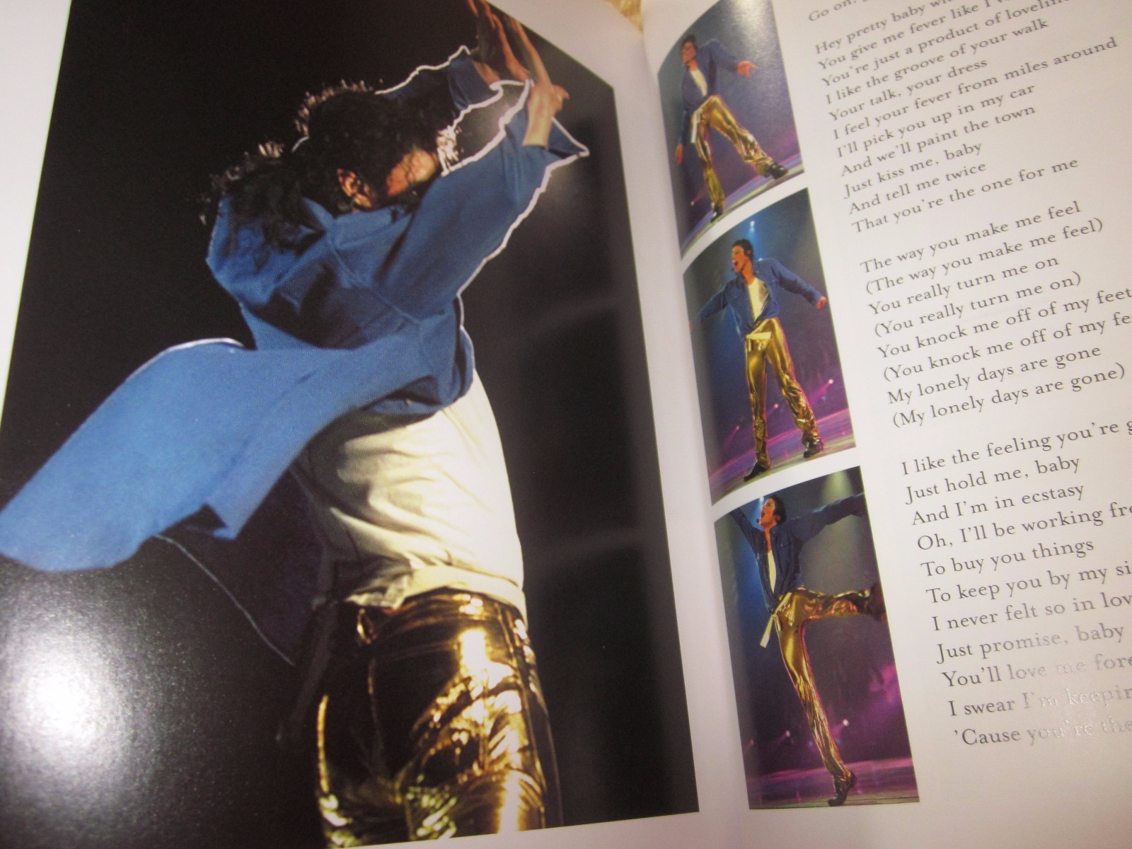 Michael Jackson　PHOTO Book KING OF POP Japan version 2005 with Certification