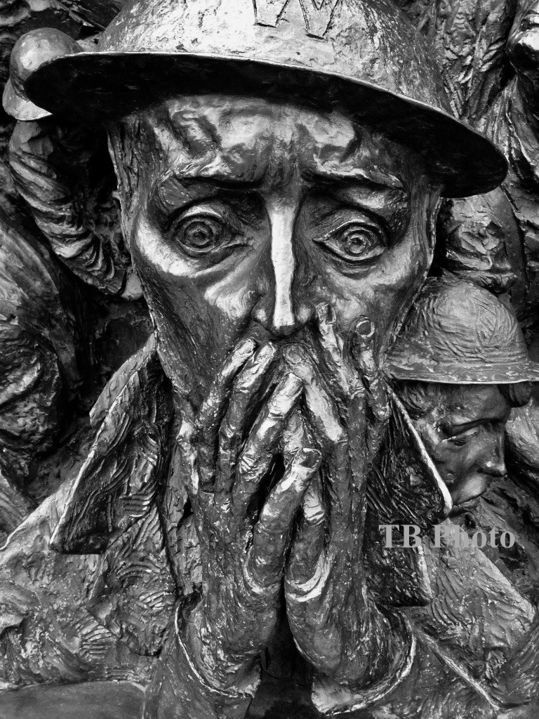 B/W Photograph: Battle of Britain Memorial – Original And Limited 8×10