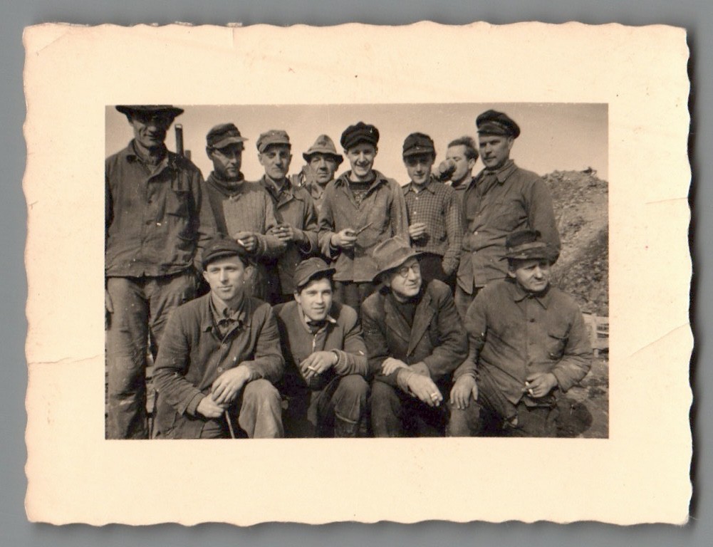 Photo Bochum 1950s Workers Group Industrial Mining Ruhr Area (F1288)