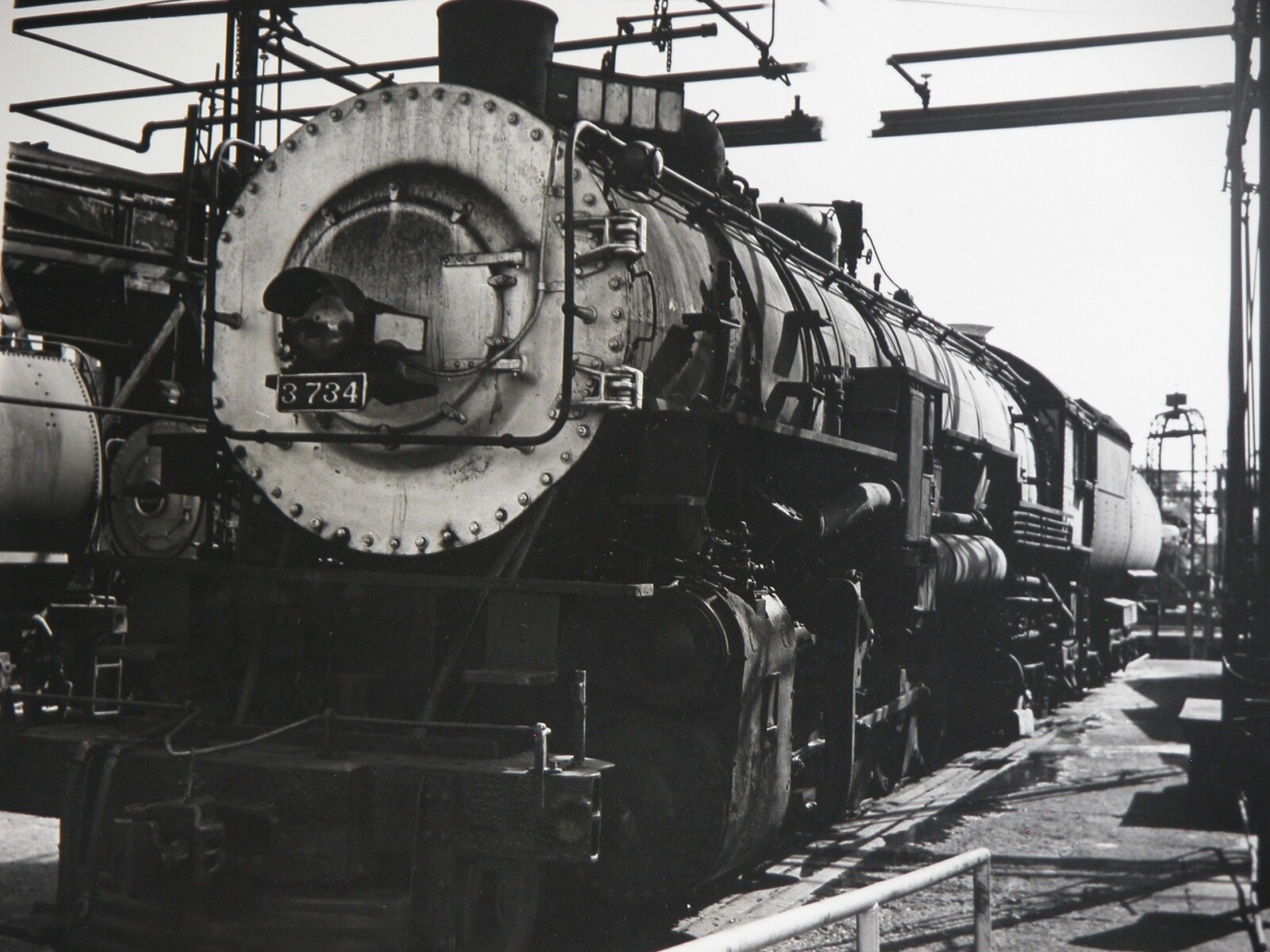 Southern Pacific Engine #3734 SP Locomotive Station Photograph Vtg 50s Railway